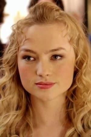 Kyra Sophia Kahre – Foto