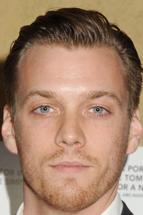 Jake Abel – Foto