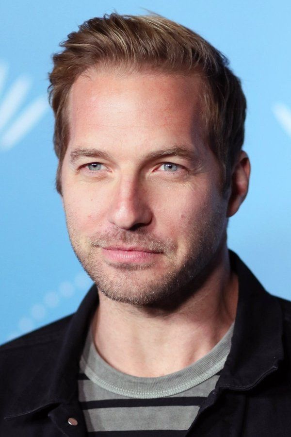 Ryan Hansen – Foto