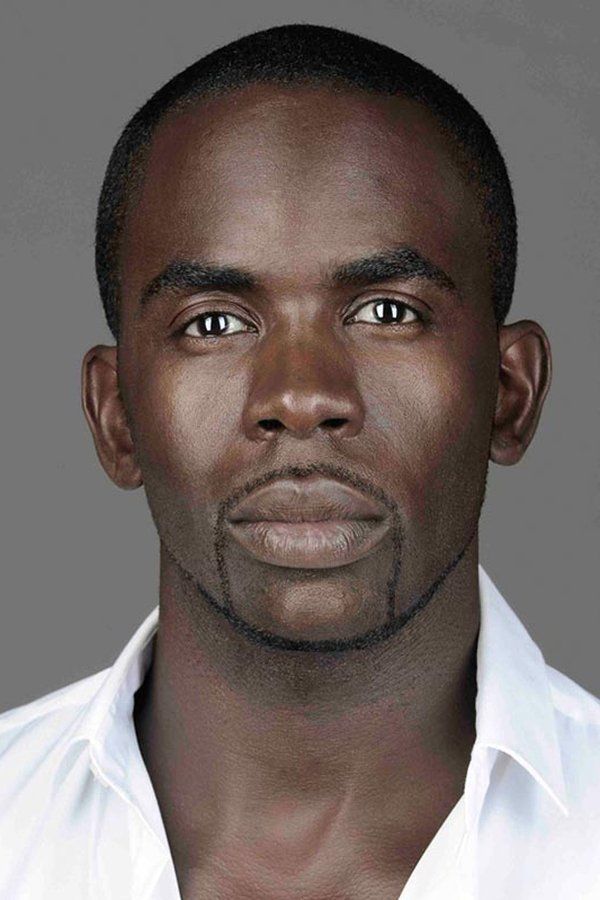 Jimmy Akingbola – Foto