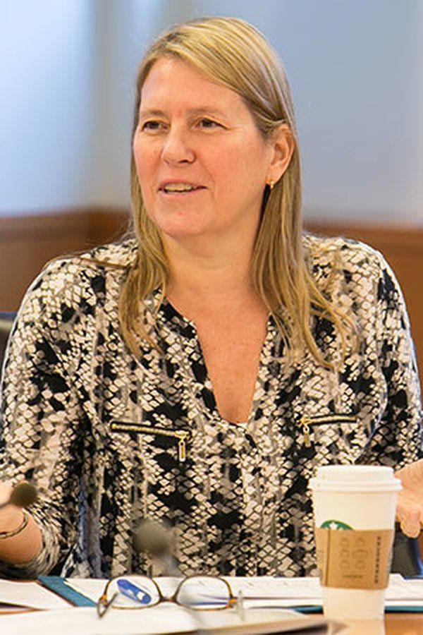 Lyn Pinezich – Foto