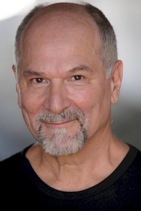 John Kapelos – Foto