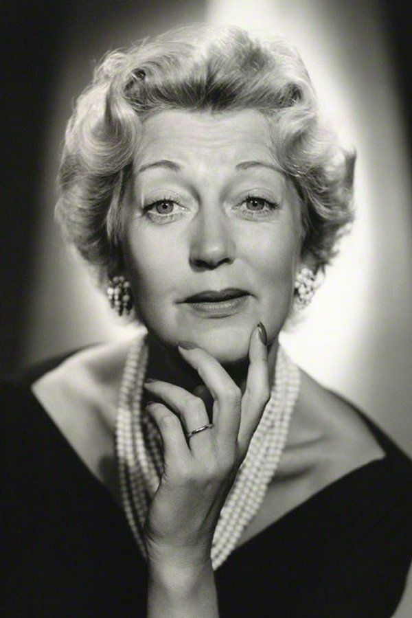 Kay Hammond – Foto