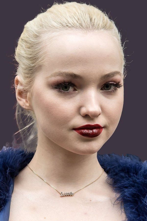 Dove Cameron – Foto