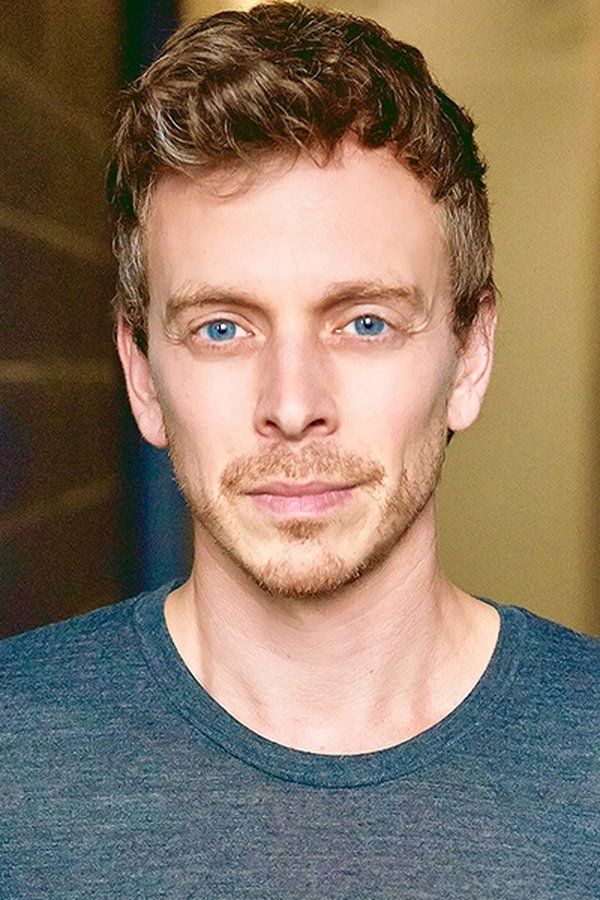 Dylan Trowbridge – Foto