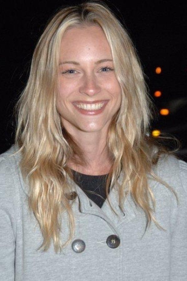 Tess Hall – Foto