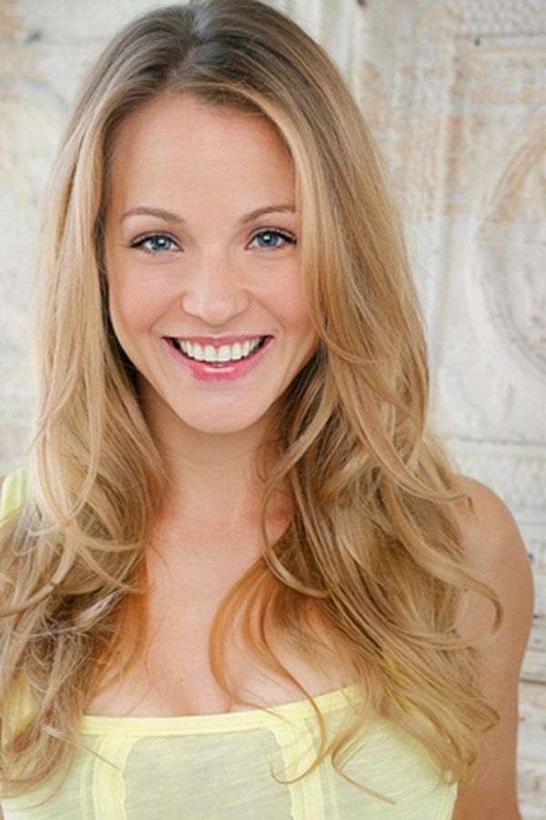 Amanda Clayton – Foto