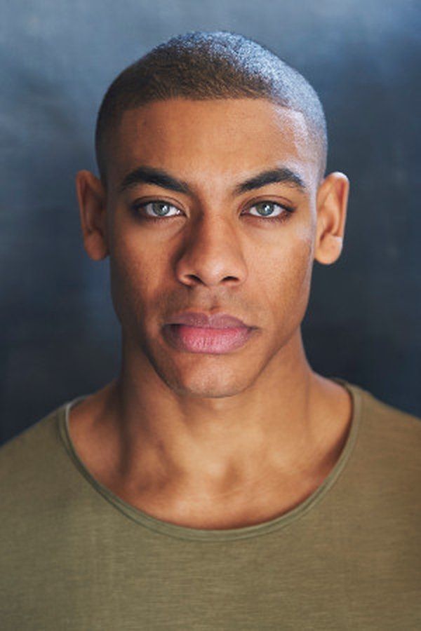Aaron Pierre – Foto