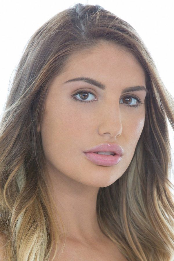 August Ames – Foto