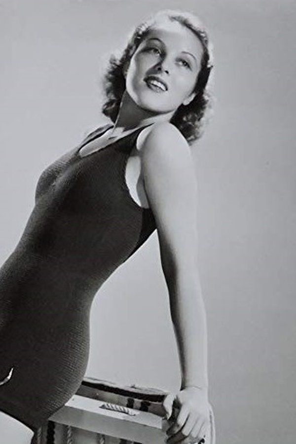 Jayne Regan – Foto
