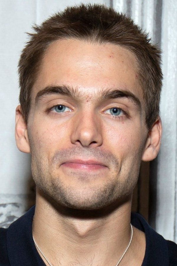 Dylan Sprayberry – Foto