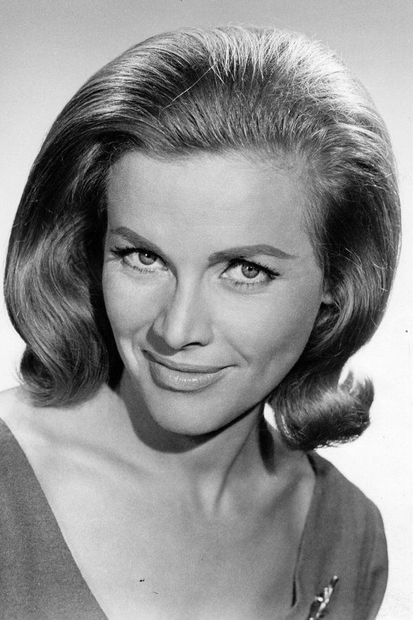 Honor Blackman – Foto