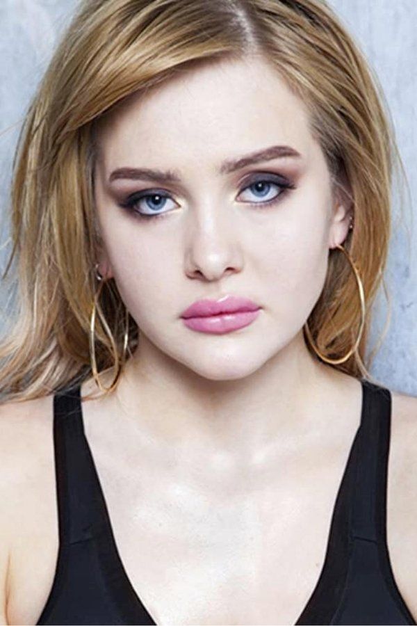 Sofia Kappel – Foto