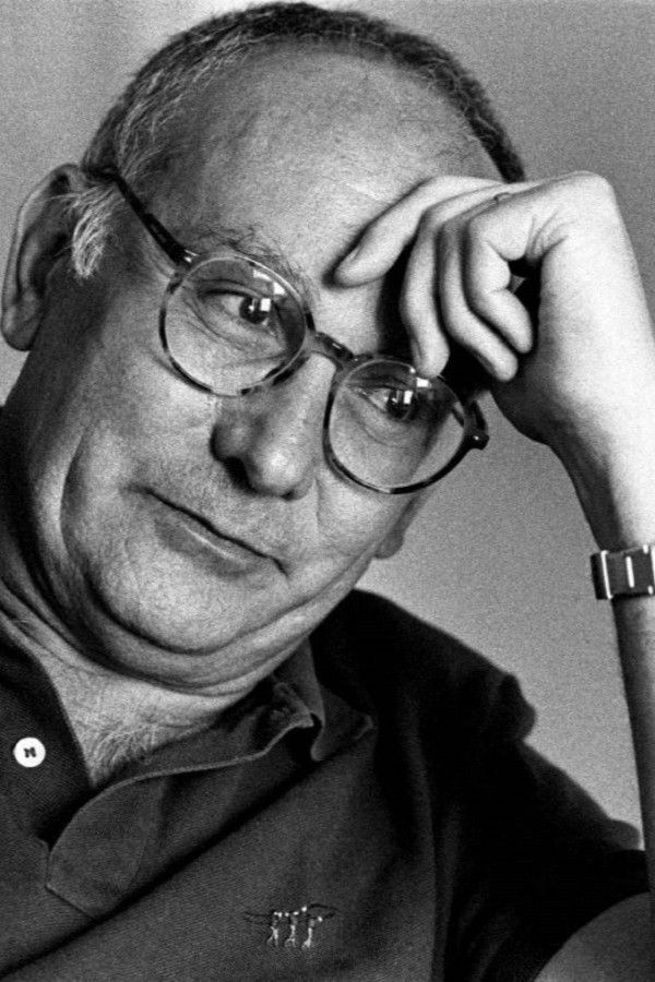 Mario Camus – Foto