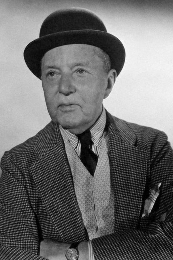 A.E. Matthews – Foto