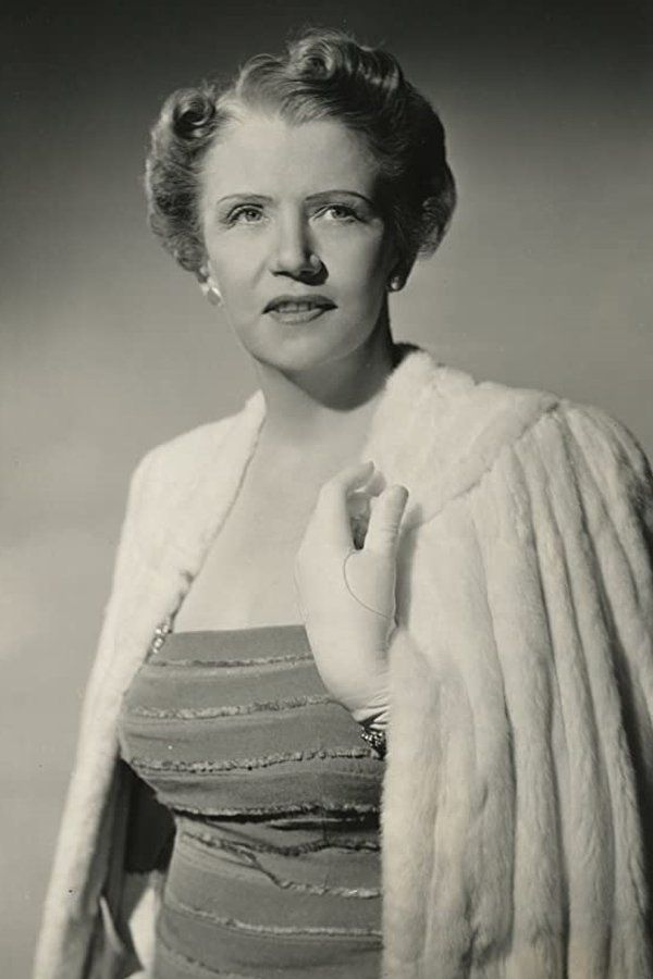 Cora Witherspoon – Foto