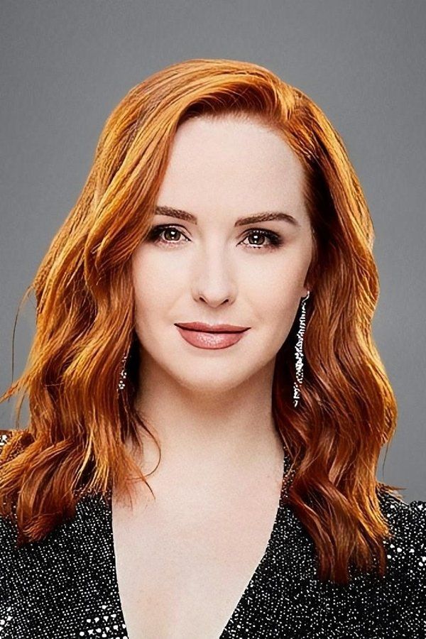 Camryn Grimes – Foto