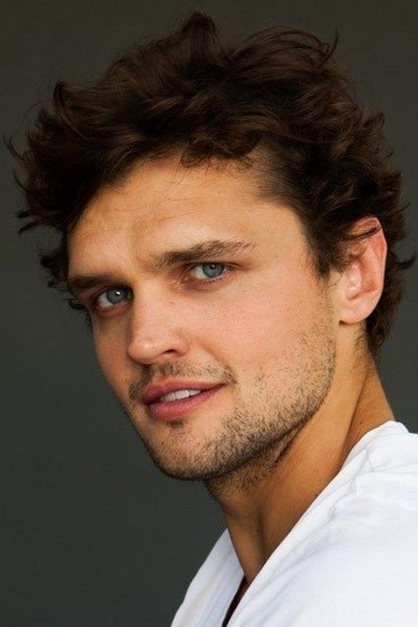 Ray Nicholson – Foto