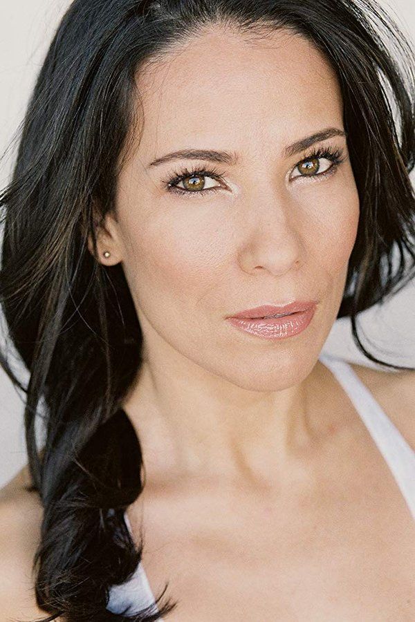 Jossara Jinaro – Foto