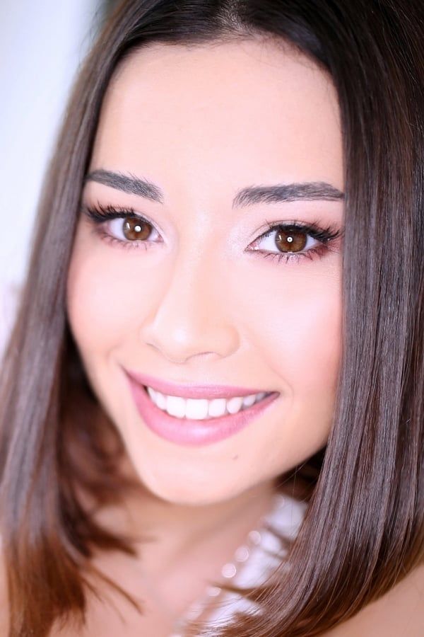 Aria Lee – Foto