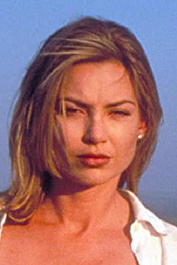 Kylie Travis – Foto