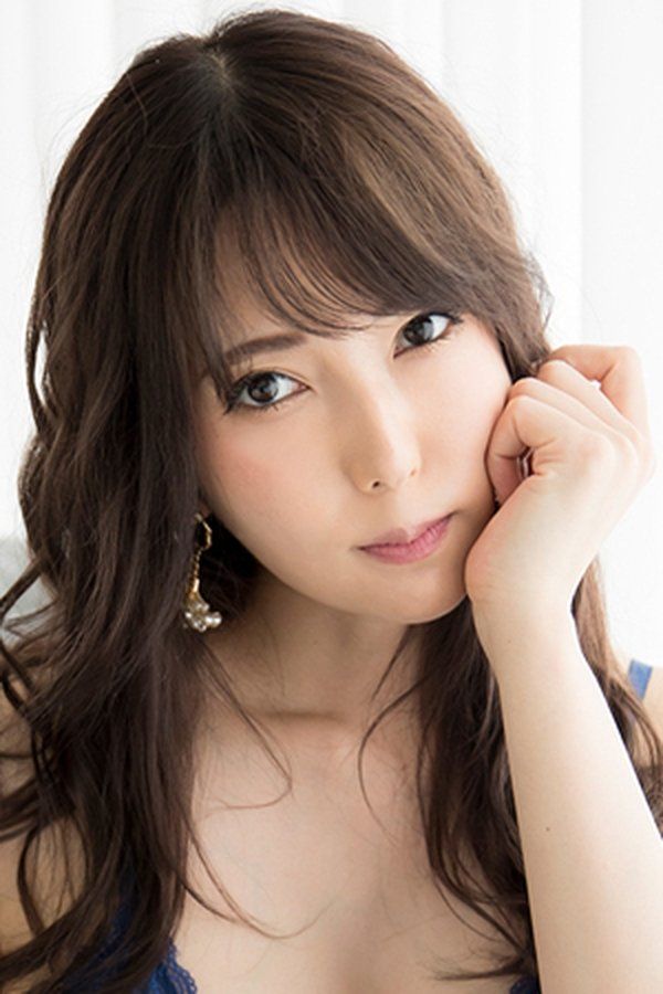 Yui Hatano – Foto