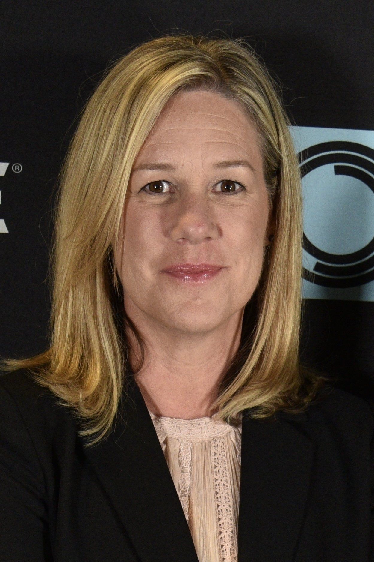 Karyn Usher – Foto